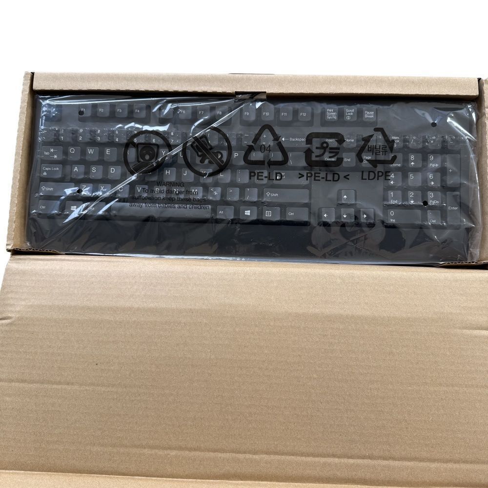 NWT Lenovo Black Traditional USB Full Size QWERTY Keyboard